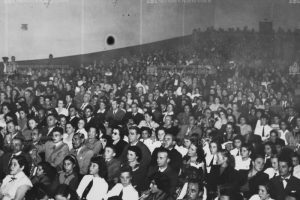 Interior do Cine Enrico Caruso, na década de 1930. (Acervo: Centro de Memória São Bernardo)