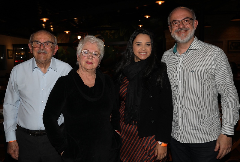 Norival Cardoso,Ivone Oliveira, LucyPeres e Flávio Cardoso